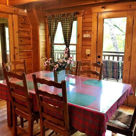 Bear Pleasures Cabin Gatlinburg Exterior foto